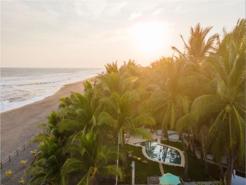 Pacifica - carbon neutral hotel in Unknown City
