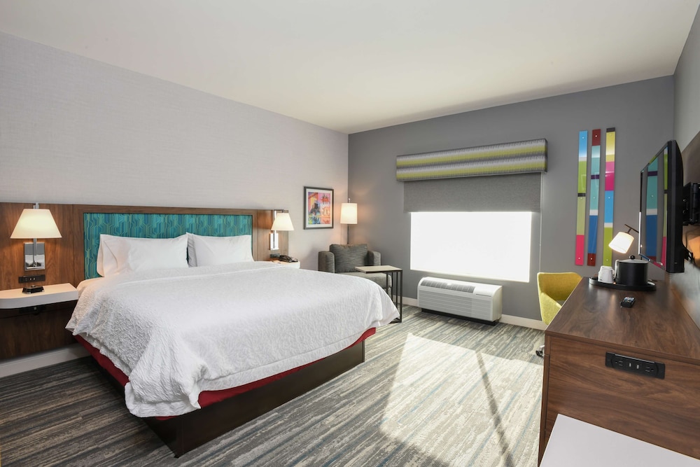 Hampton Inn & Suites Cincinnati Liberty Township - photo 18
