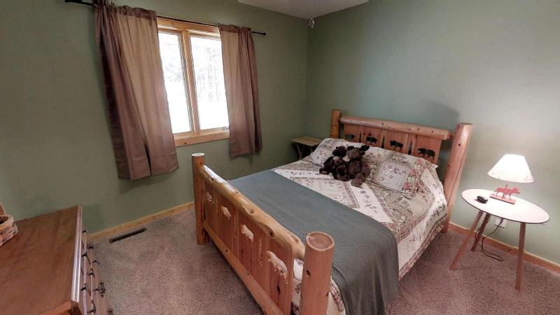 Lakefront Hideaway - photo 22