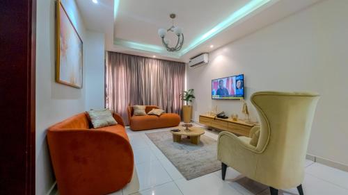 2 Bedroom at Lekki Phase 1 by Unik Triple E — 4-Star Luxury Hotel in Lagos, Nigeria