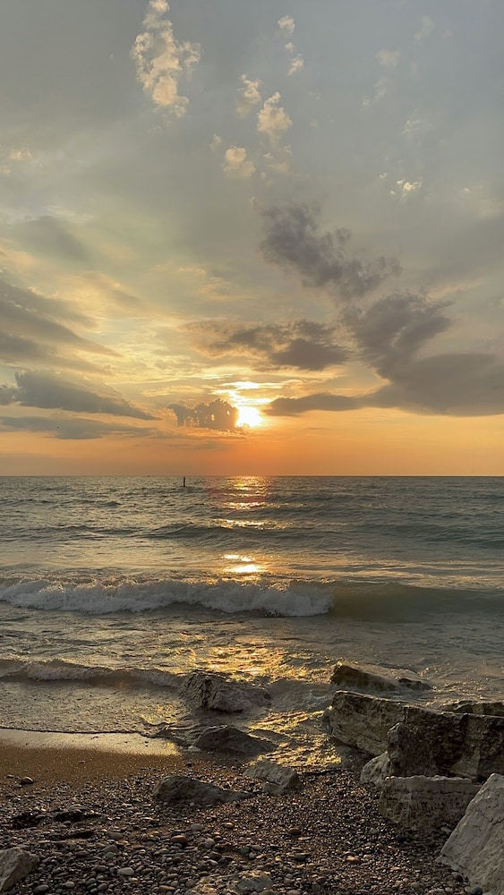 Illinois Beach Hotel - photo 21