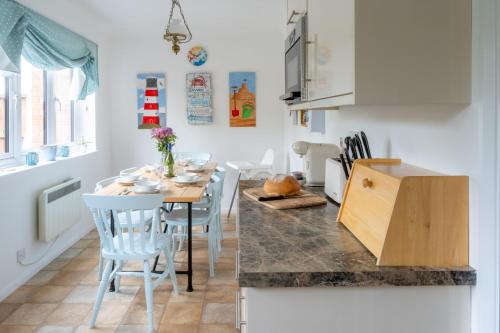 4 Langford Cottages in Ringstead, United Kingdom