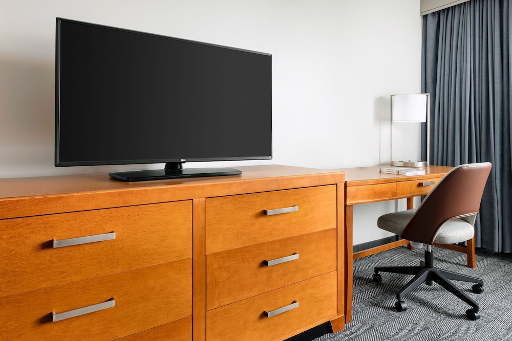 Courtyard by Marriott Montvale - photo 15