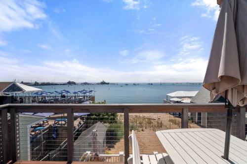 Oceanfront Getaway with Deck Steps to Provincetown Fun — 4-Star Luxury Hotel in Provincetown, United States