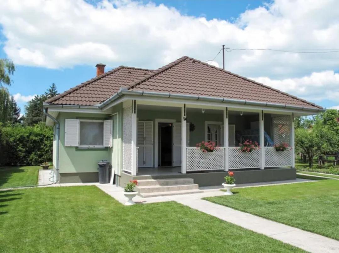 EGRI Apartmanház in Balatonfenyves, Hungary
