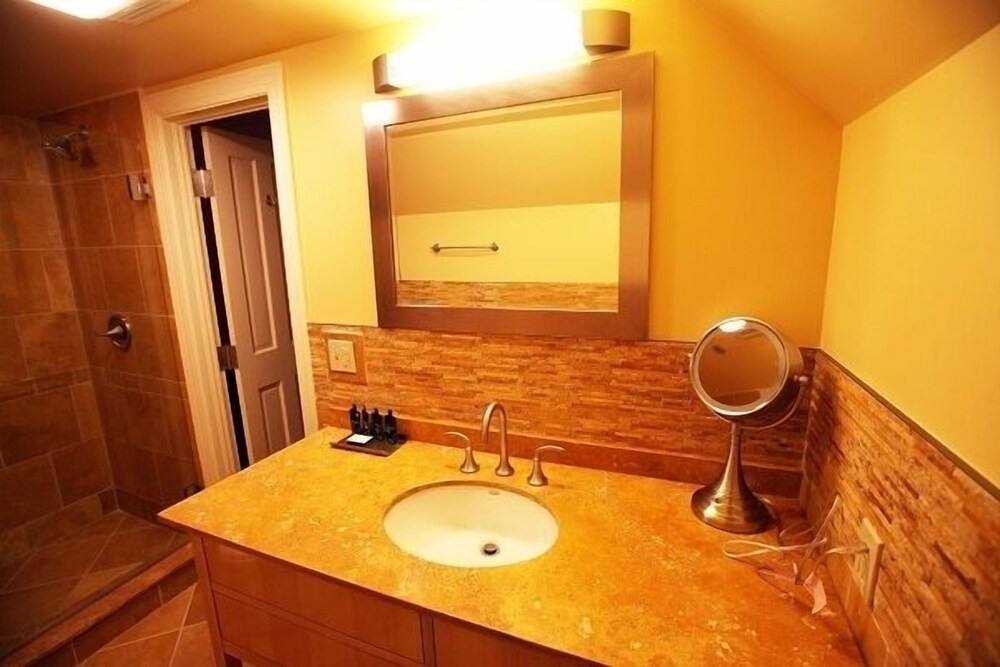 Washington Place Bistro & Inn - photo 13