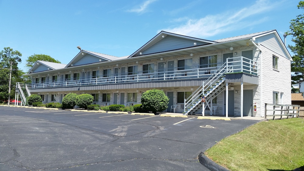 Surfside Motel - photo 26
