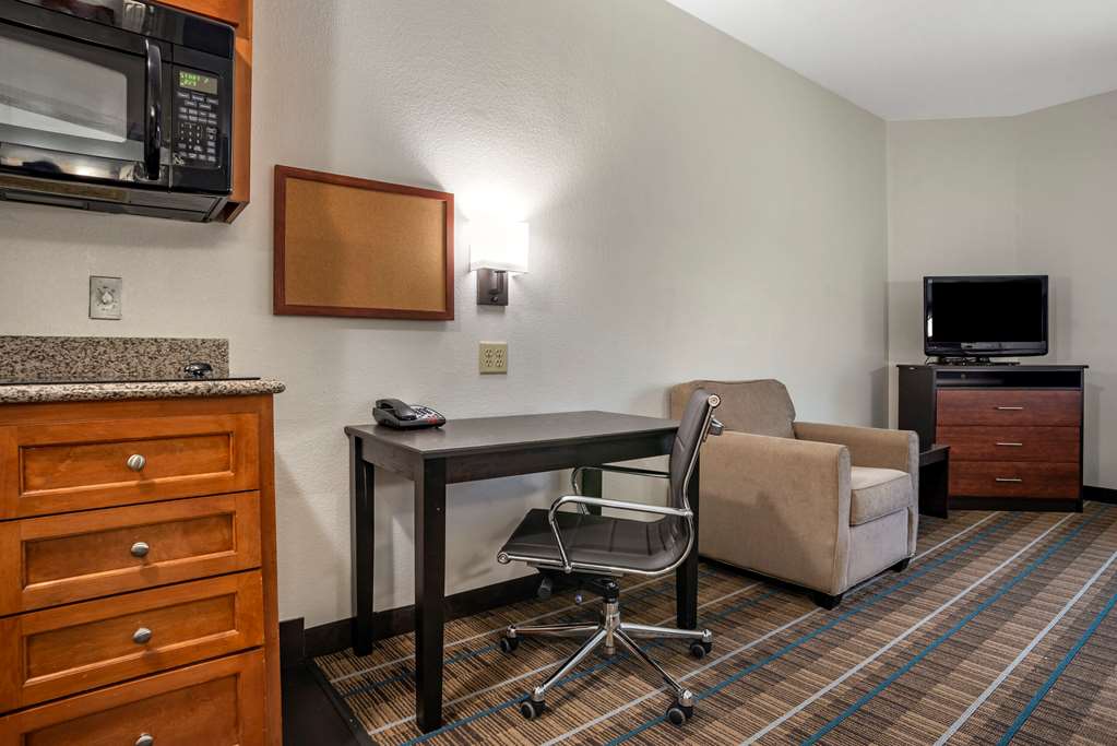 MainStay Suites Denham Springs Baton Rouge East - photo 11