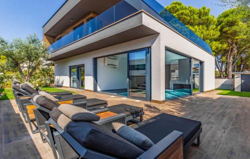 Palatium III sea view in Fazana, Croatia