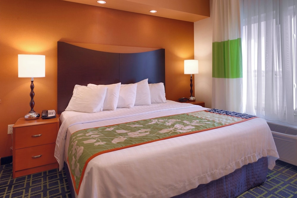 Fairfield Inn & Suites by Marriott Laramie - photo 10