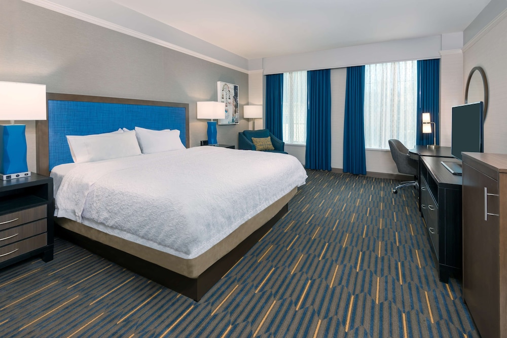 Hampton Inn & Suites Buffalo Downtown - photo 8