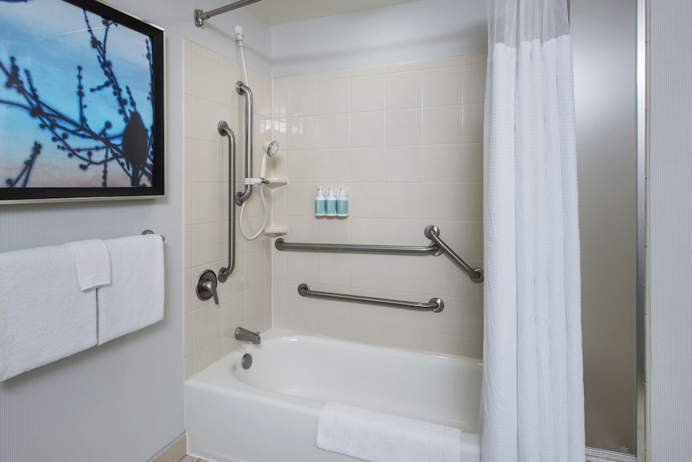 Courtyard by Marriott Gaithersburg Washingtonian Center - photo 25