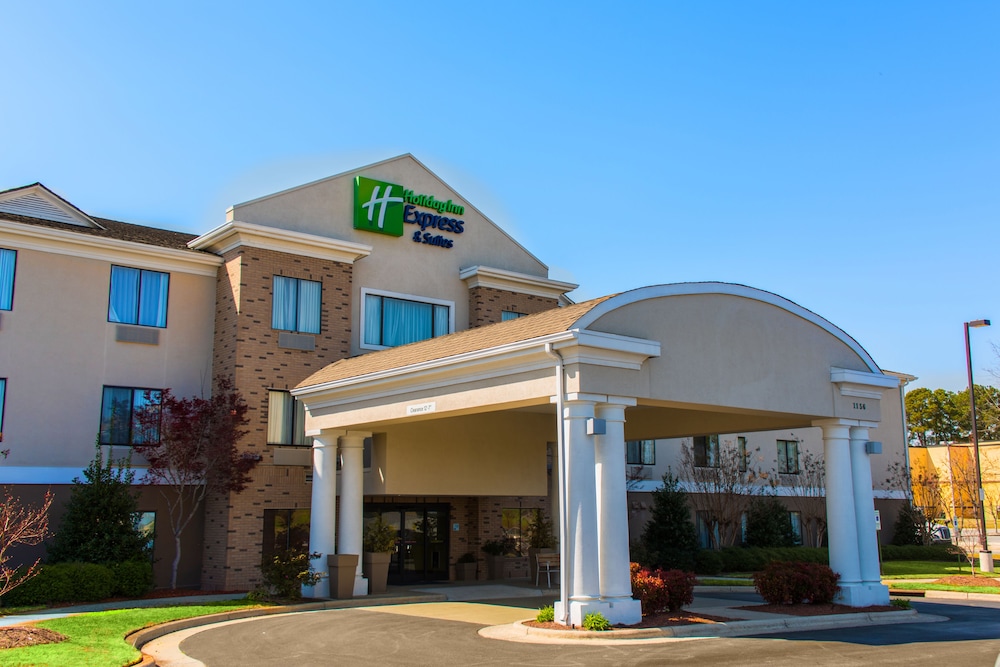 Holiday Inn Express Hotel and Suites Kinston by IHG — hotel in Kinston