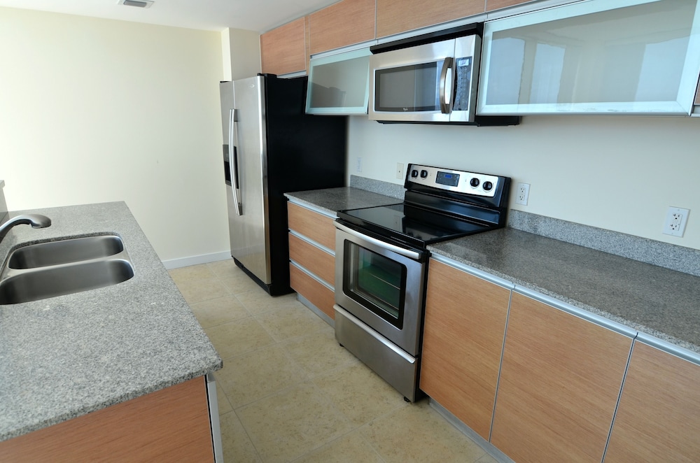 Riviera Luxury Living at River Oaks Marina and Tower - photo 11