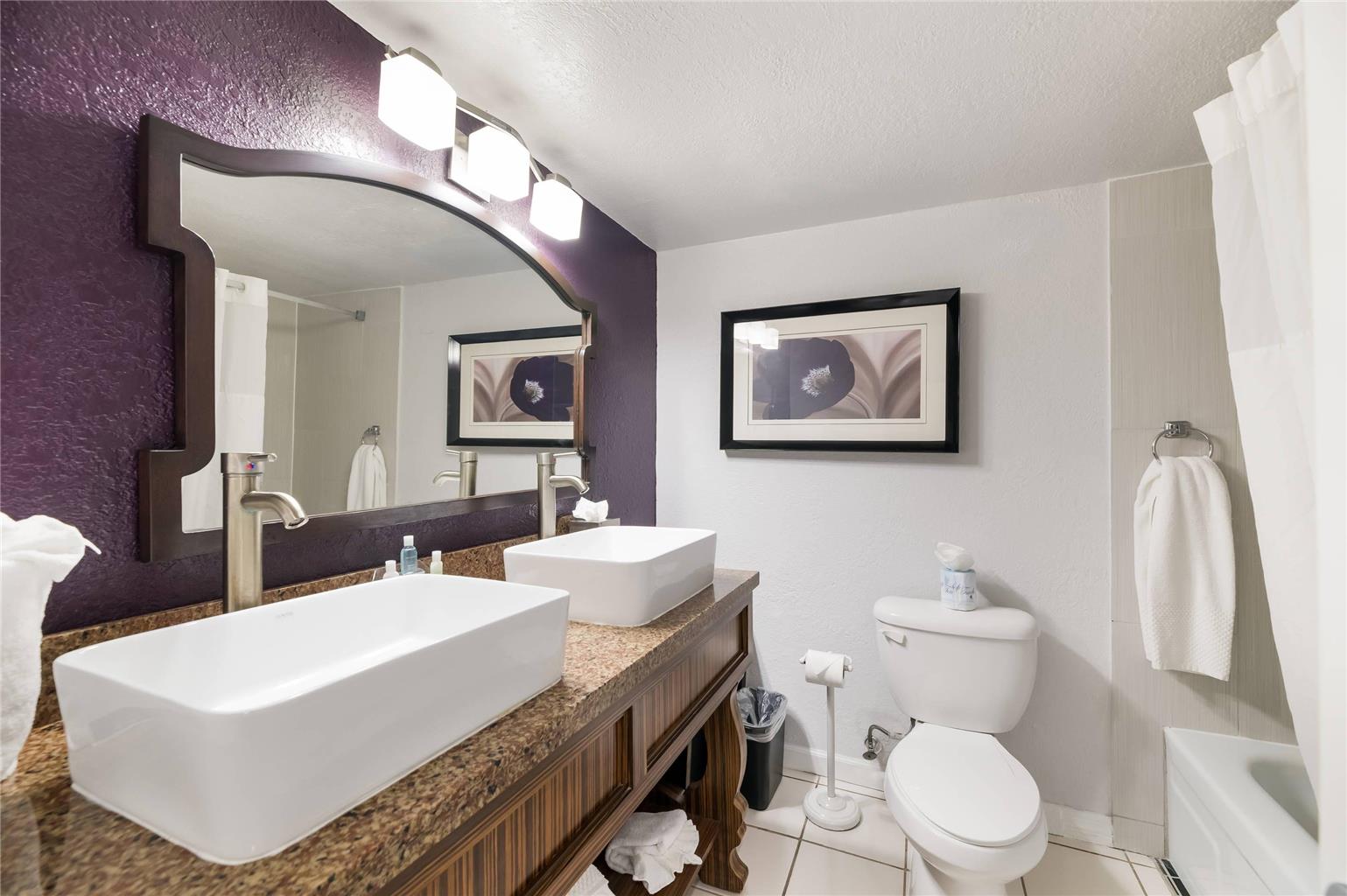 Clarion Inn & Suites Across From Universal Orlando Resort - photo 29