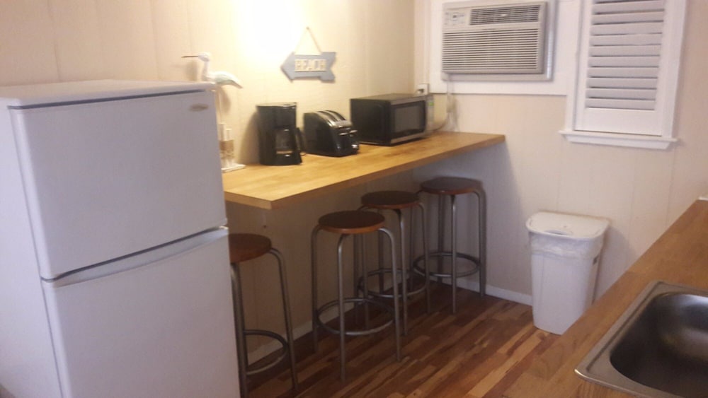 Vineyard Harbor Motel Private Beach - photo 119