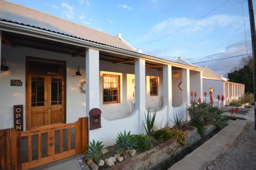 Ta Mala's Cottage — 4-Star Luxury Hotel in Prince Albert, South Africa