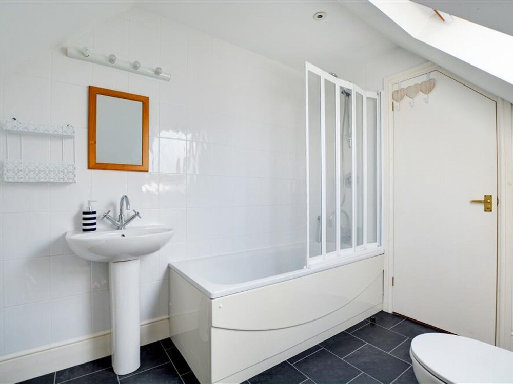 2 Bed in Padstow oc p00398 in Padstow, United Kingdom