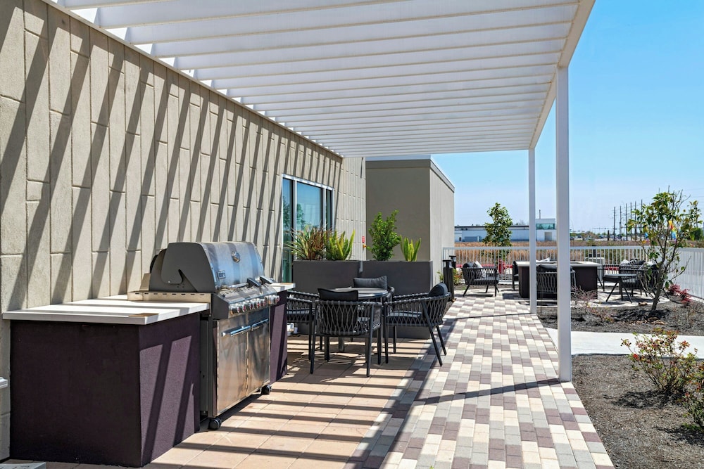 TownePlace Suites by Marriott Houston Tomball - photo 14