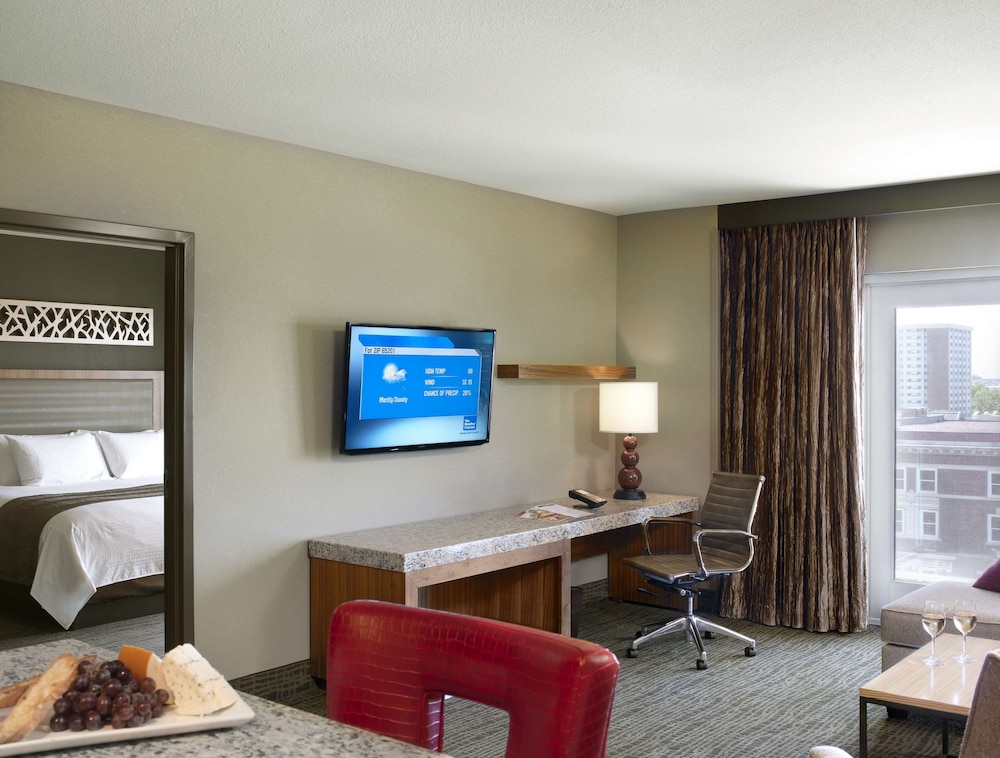 The Broadway Columbia a DoubleTree by Hilton - photo 17