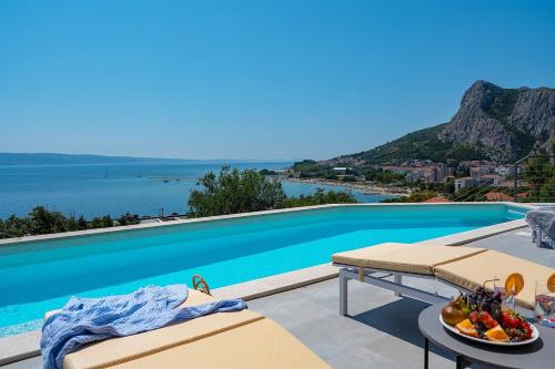 Seaview Villa Filip Omis — 4-Star Luxury Hotel in Omis, Croatia