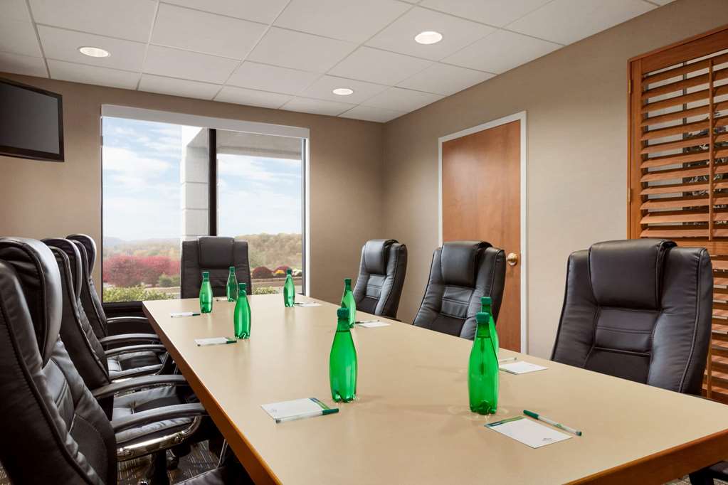 Wingate by Wyndham Bridgeport Clarksburg - photo 37