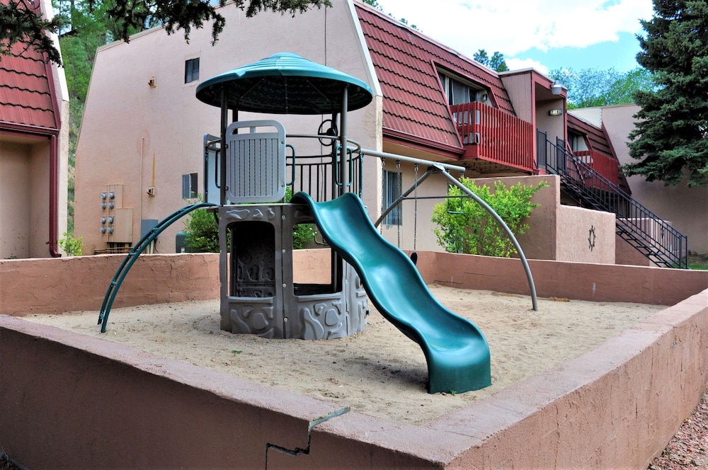 Pinecliff Village Resort - photo 32