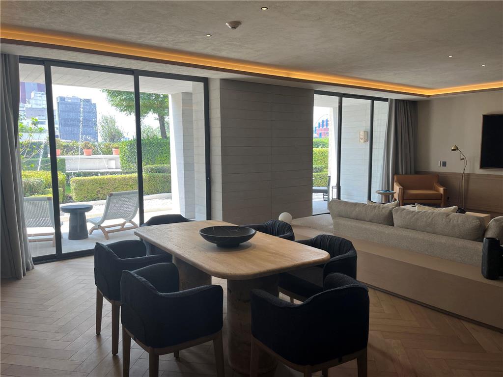 Viceroy Superior Suite