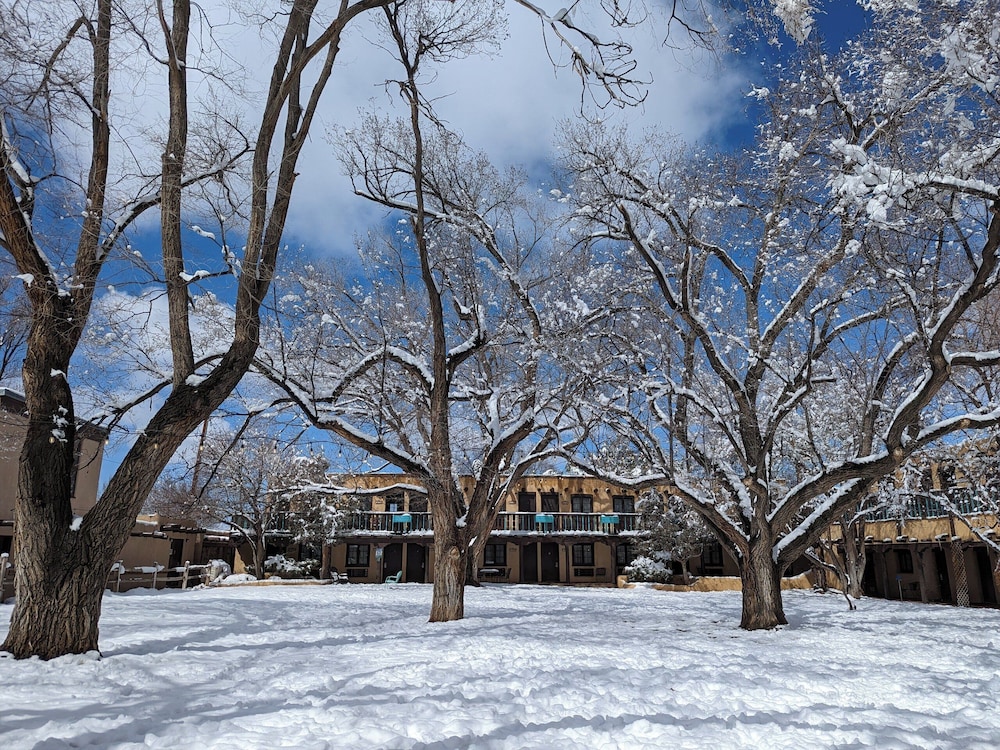 Sagebrush Inn & Suites - photo 131
