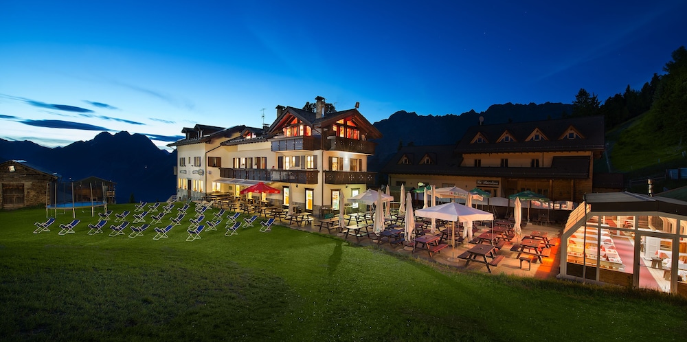 Hotel Gallo Cedrone — hotel in Valdisotto