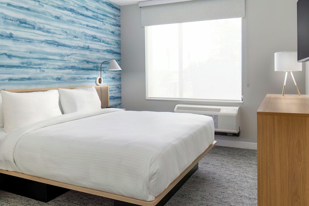 TownePlace Suites by Marriott Monrovia - photo 6