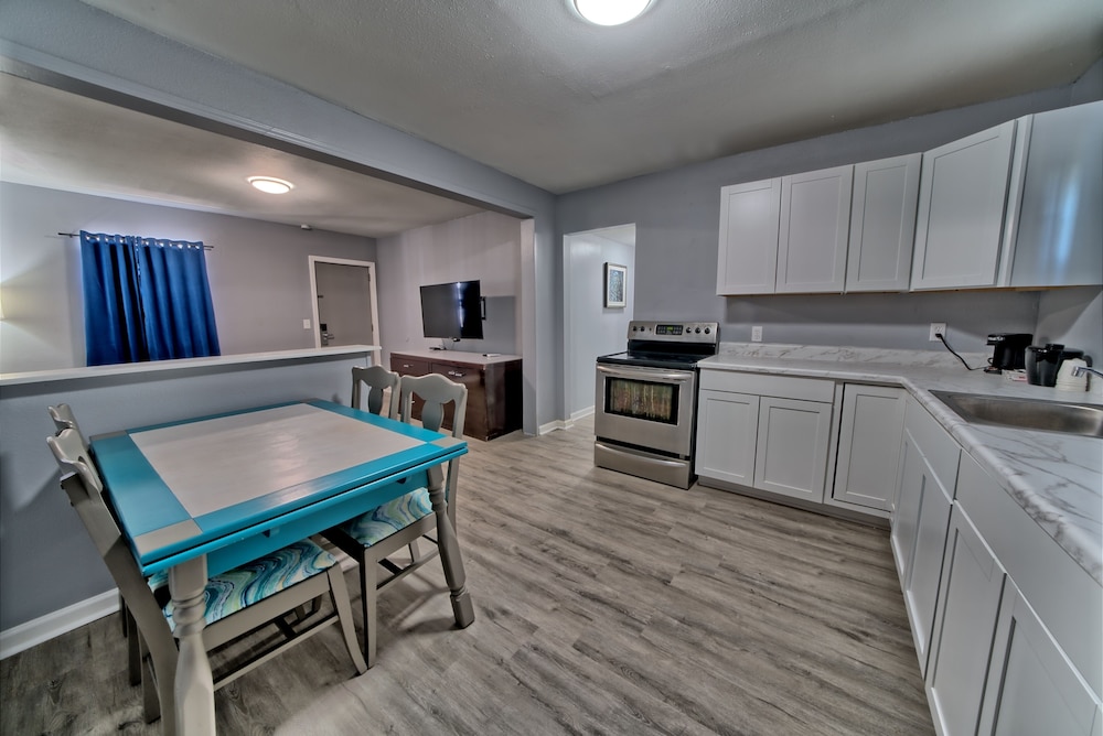 Aqua View Motel - photo 24