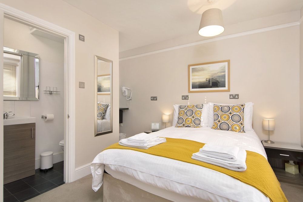 Redhouse — hotel in Salisbury