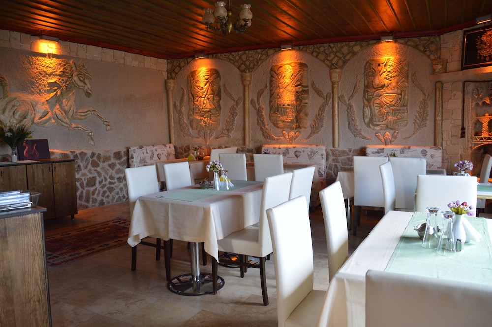 Sarıhan Cave Hotel — Nevsehir — photo 2