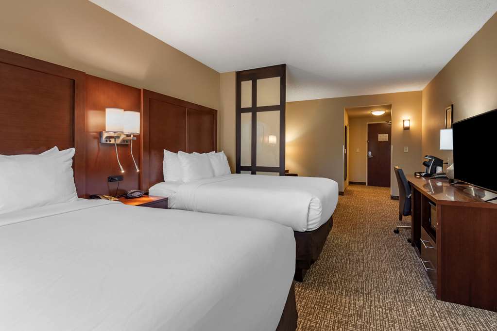 Comfort Suites Huntersville near Lake Norman - photo 28