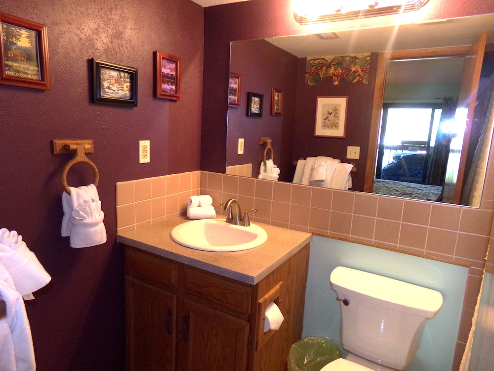 Mountainside 2 Bed 2 Bath - photo 16