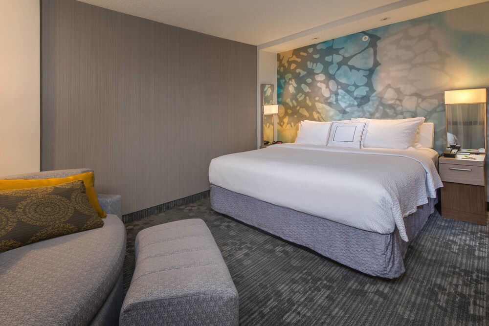 Courtyard by Marriott Cleveland Elyria - photo 4