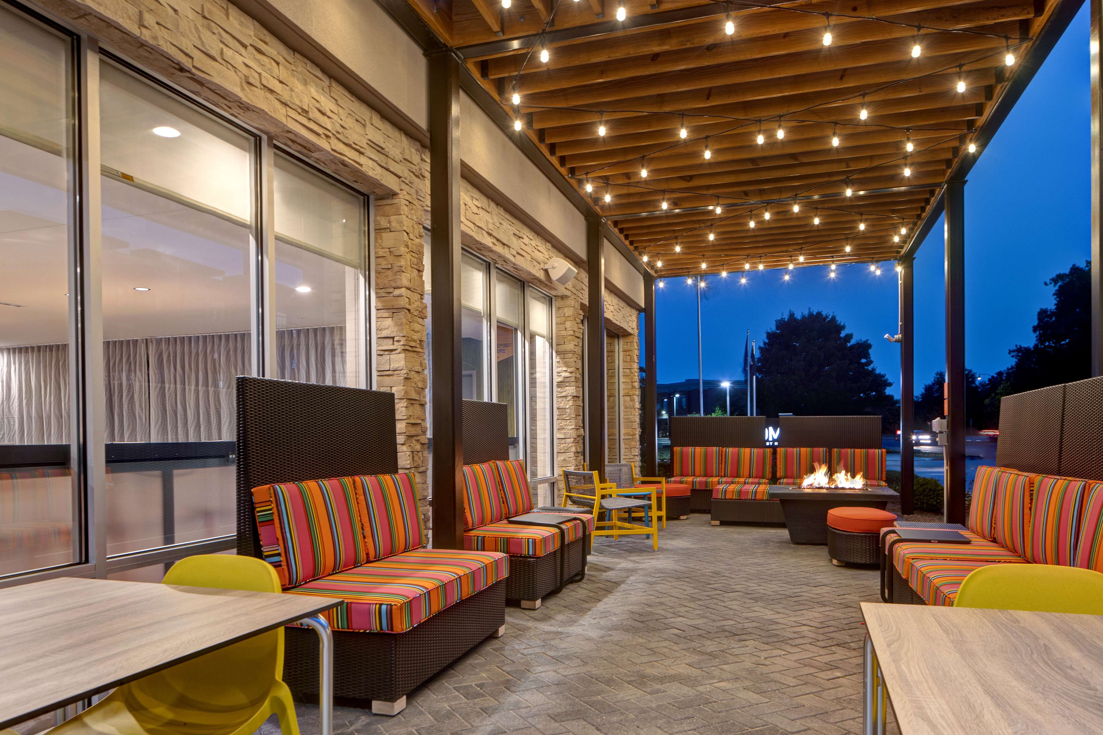 Home2 Suites by Hilton Carmel Indianapolis - photo 3