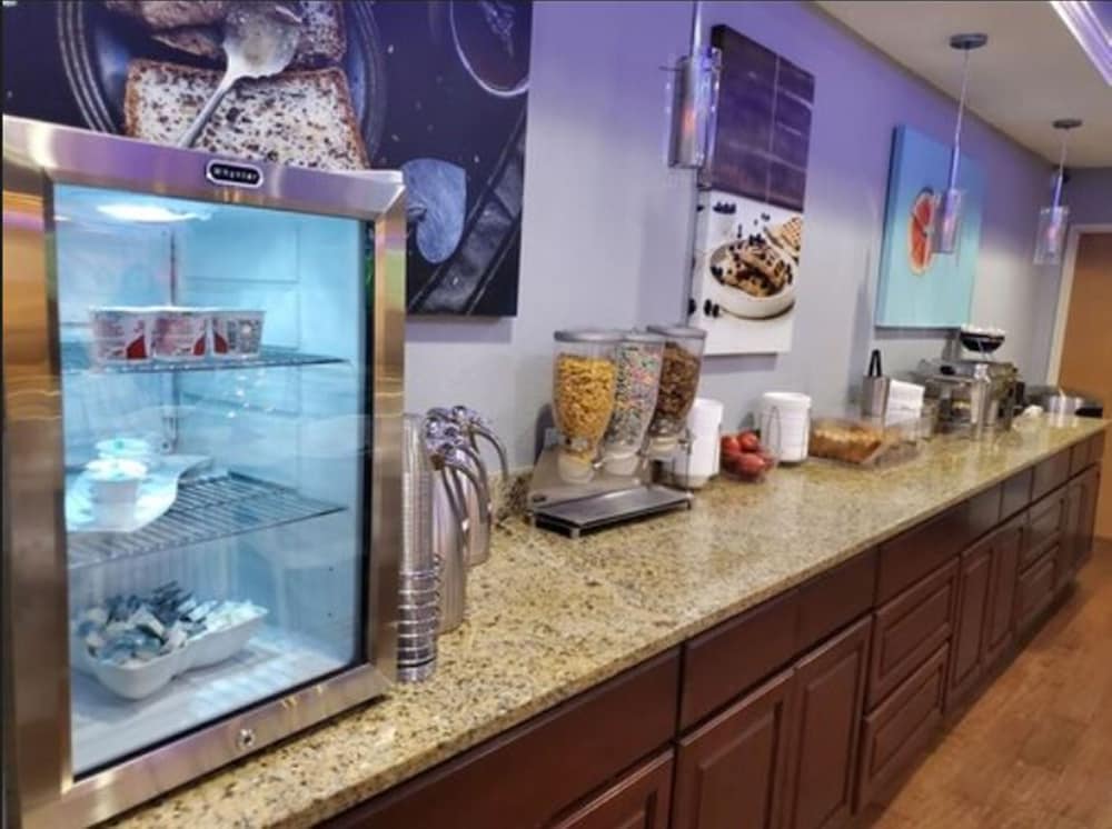 Comfort Suites Plano East Richardson - photo 63