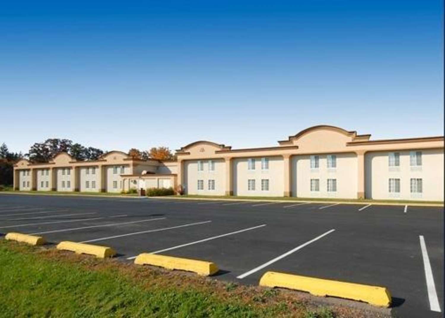 Quality Inn & Suites Danville - photo 20