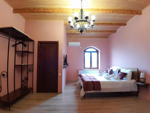 Château Fort de Manavi Boutique Hotel