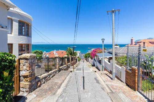 Sea Peep in Kalk Bay