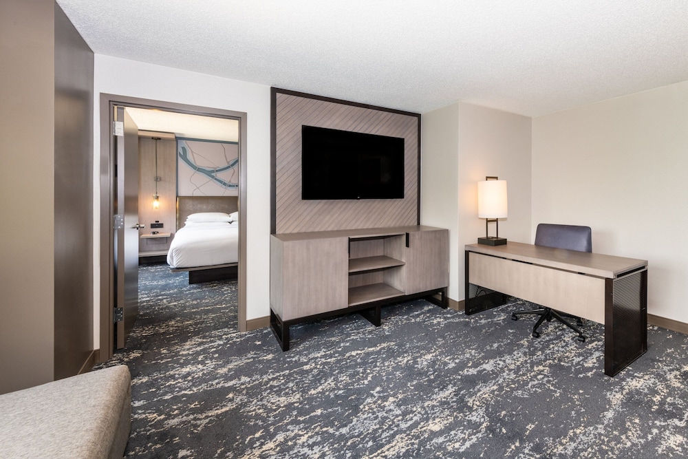 Pittsburgh Airport Marriott - photo 33