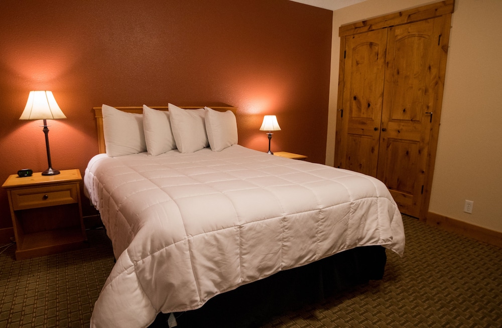 Silver Moon Inn - photo 57