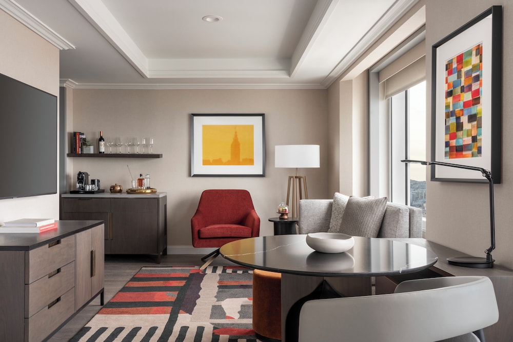Four Seasons Hotel San Francisco at Embarcadero - photo 8