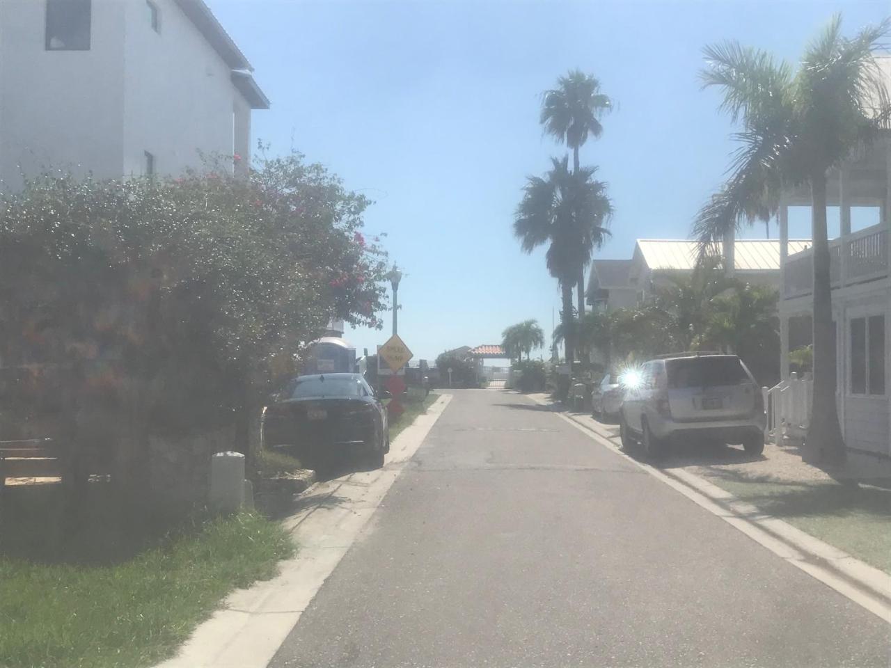 Michaels Surfside Cabanas - photo 12