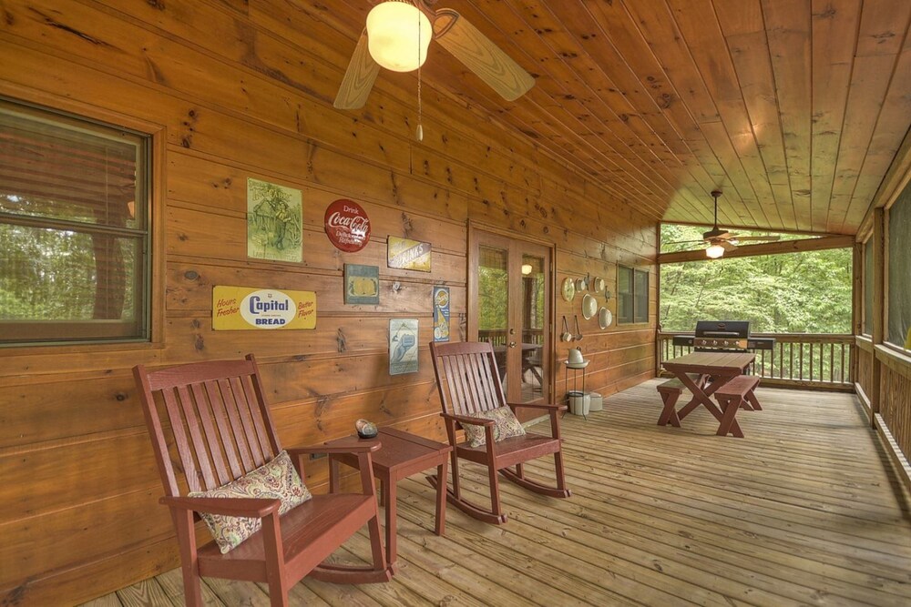 Grin Inn Bear It - photo 15