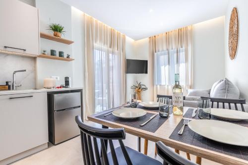 Seatherial Apartments Paleochora — 4-Star Luxury Hotel in Palaiochora, Greece