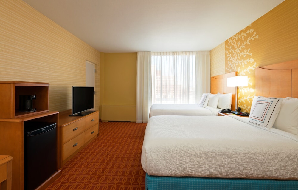 Fairfield Inn & Suites by Marriott Louisville Downtown - photo 9