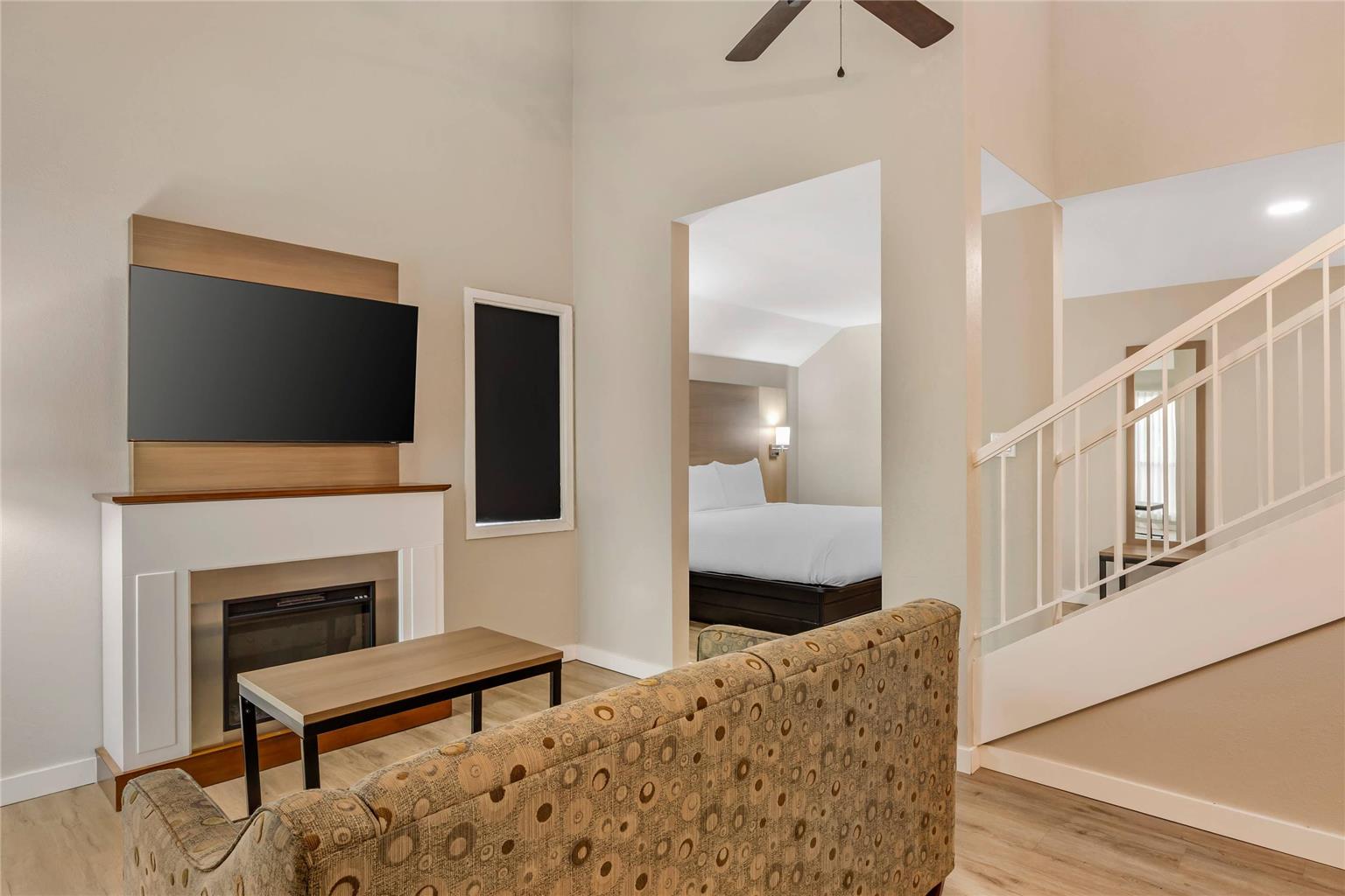 MainStay Suites Springfield South Battlefield Rd - photo 25